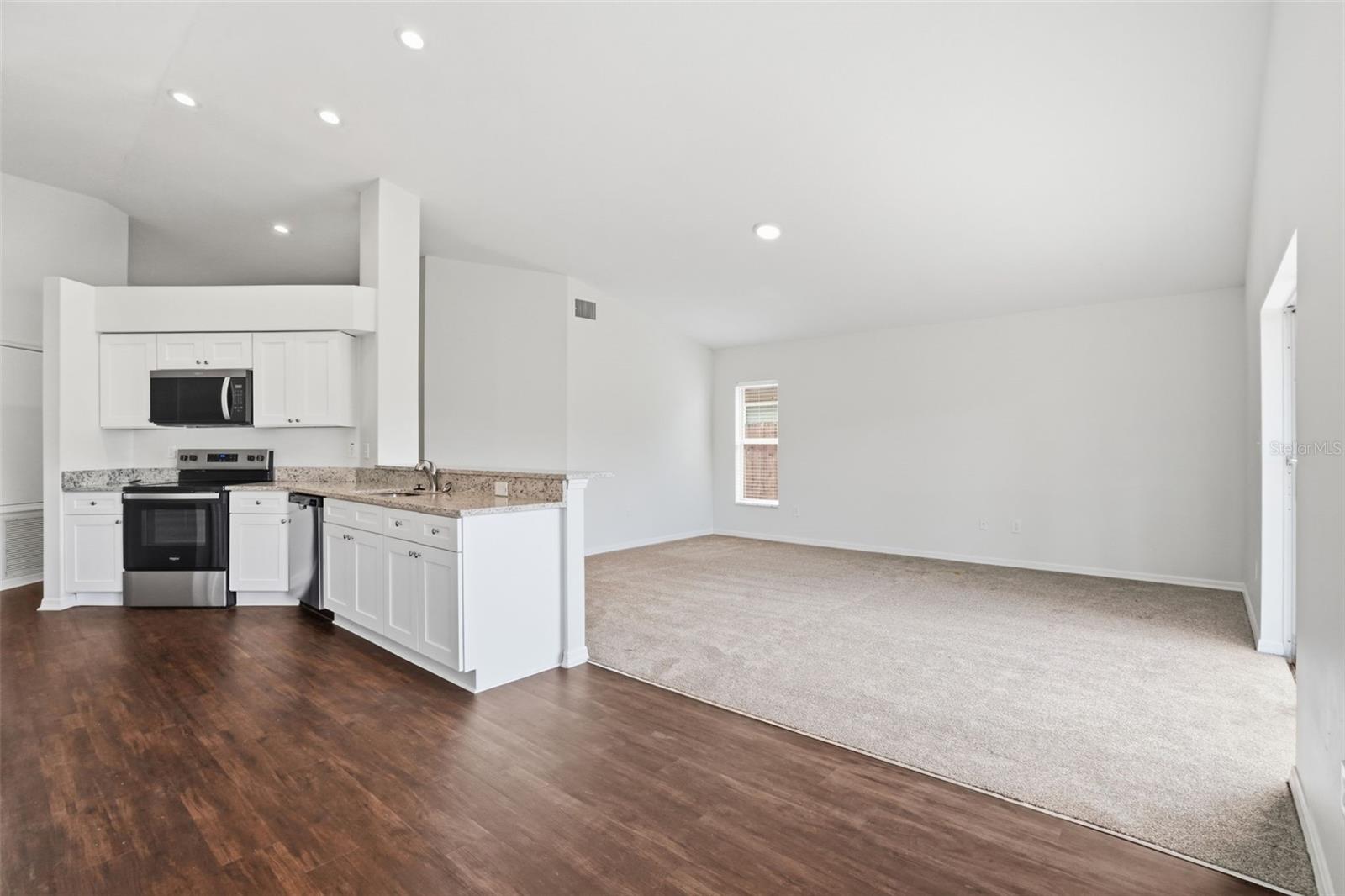 Image 20 of 32 For 522 Beth Ann Street