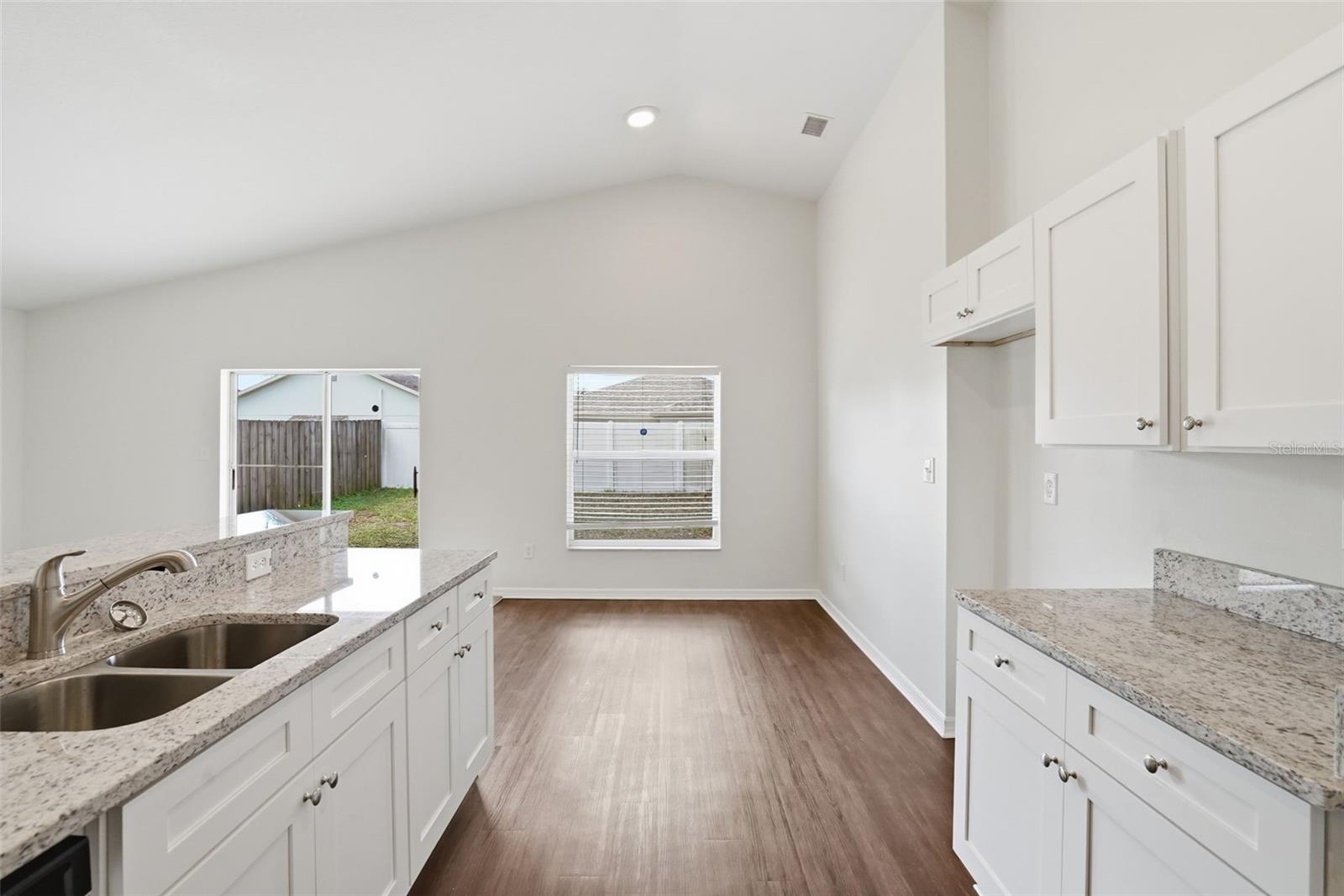 Image 23 of 32 For 522 Beth Ann Street