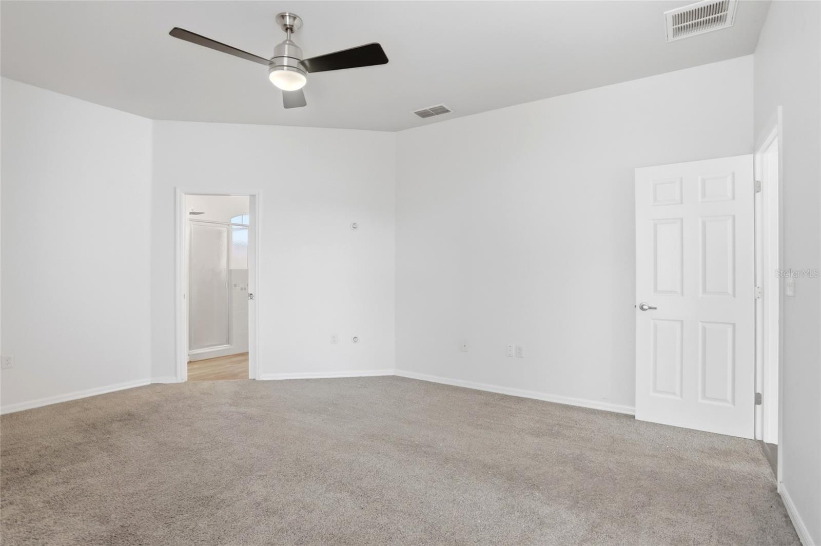 Image 12 of 41 For 720 Overlook Grove Dr