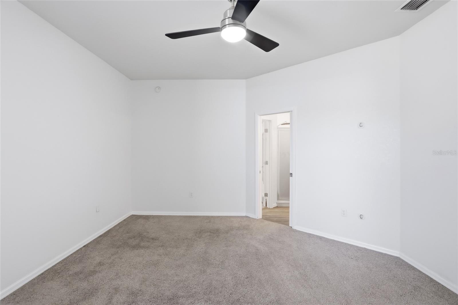 Image 34 of 41 For 720 Overlook Grove Dr