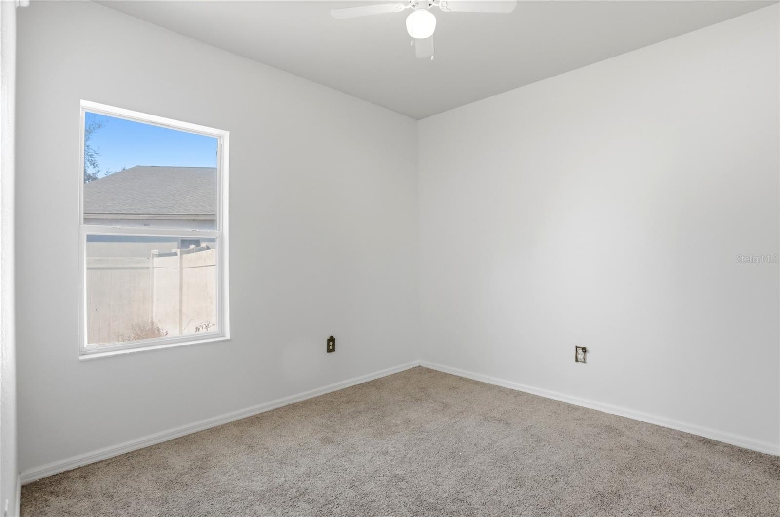 Image 6 of 41 For 720 Overlook Grove Dr