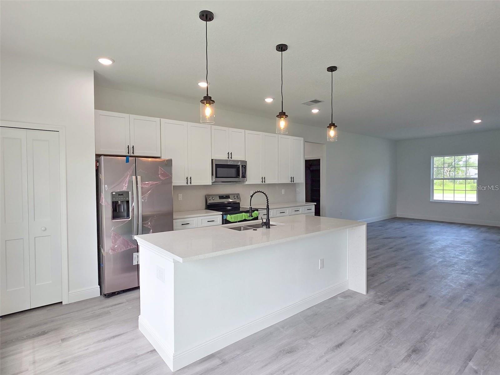 Image 7 of 22 For 2454 167th Loop