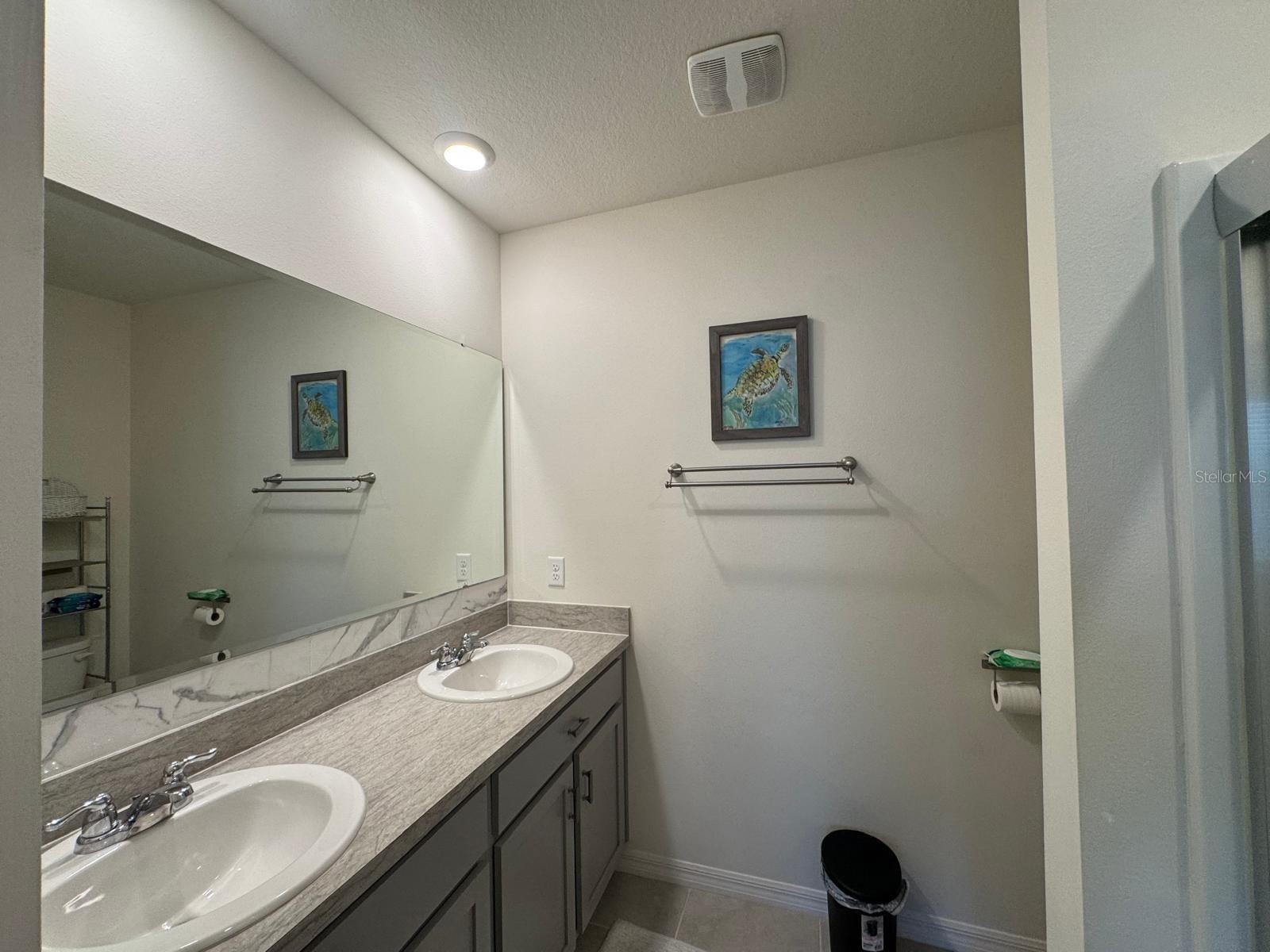 Image 13 of 30 For 916 August Sky Drive E