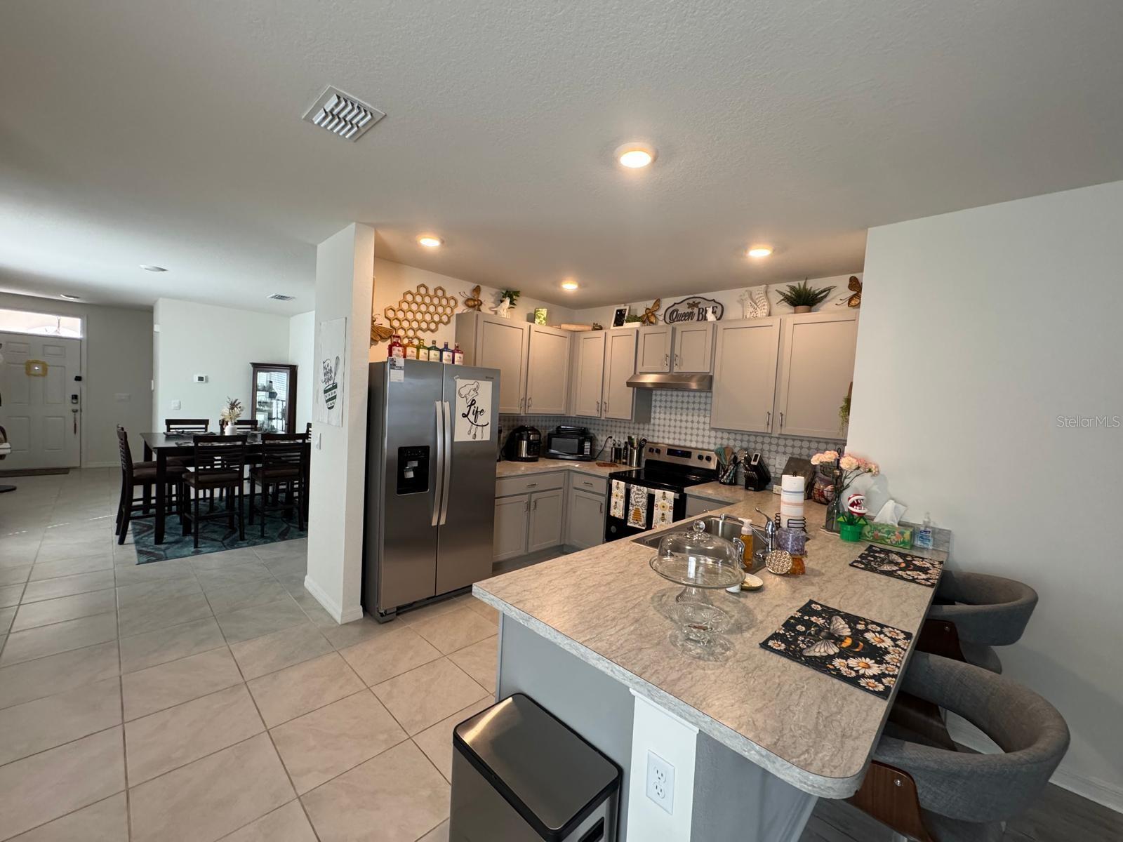 Image 4 of 30 For 916 August Sky Drive E