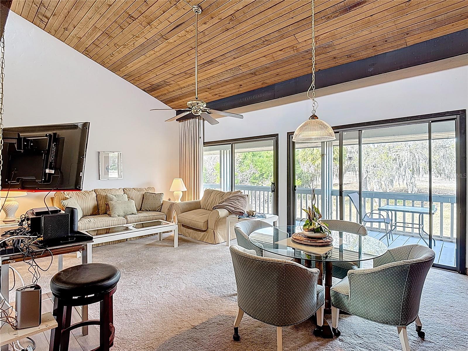 Image 14 of 38 For 4196 Abbey Court 4196