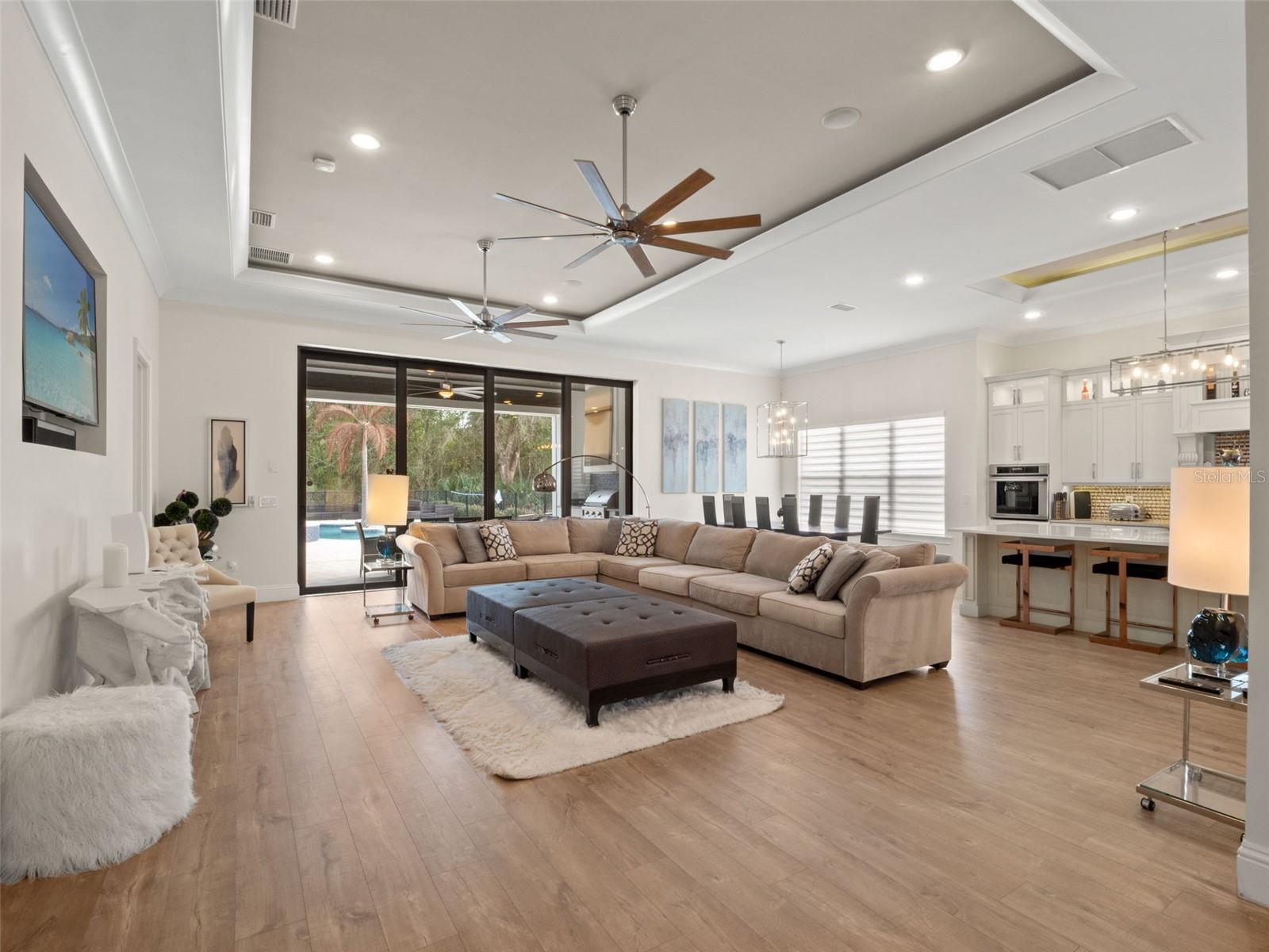 Image 10 of 51 For 8182 Valhalla Terrace