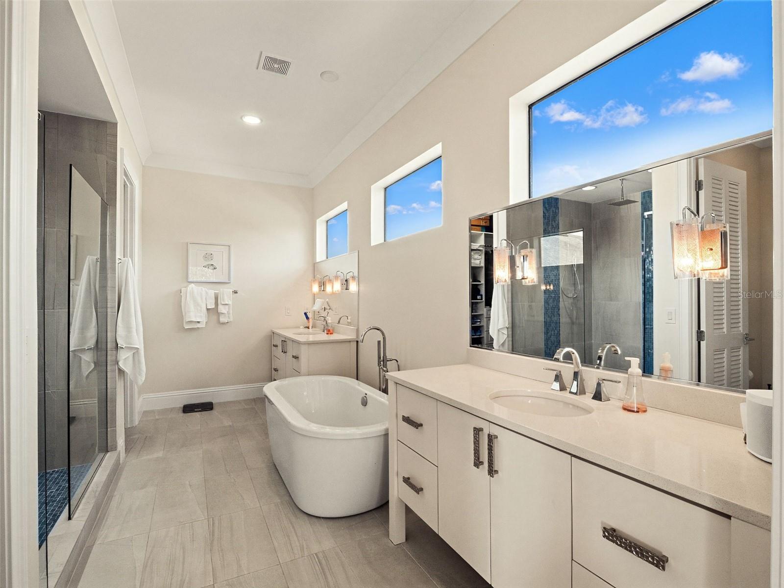 Image 34 of 51 For 8182 Valhalla Terrace