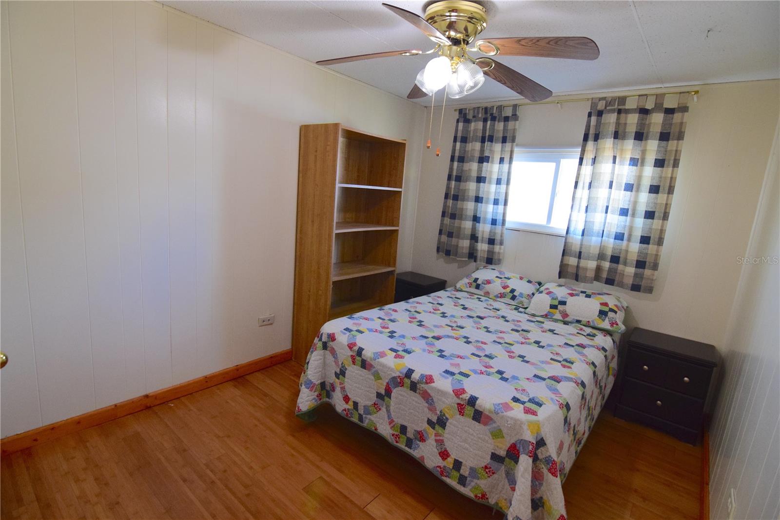 Image 10 of 35 For 3610 Jamaica Circle