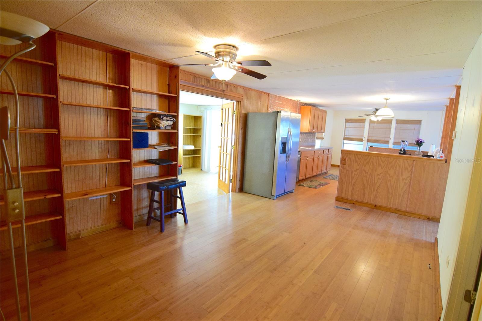 Image 4 of 35 For 3610 Jamaica Circle