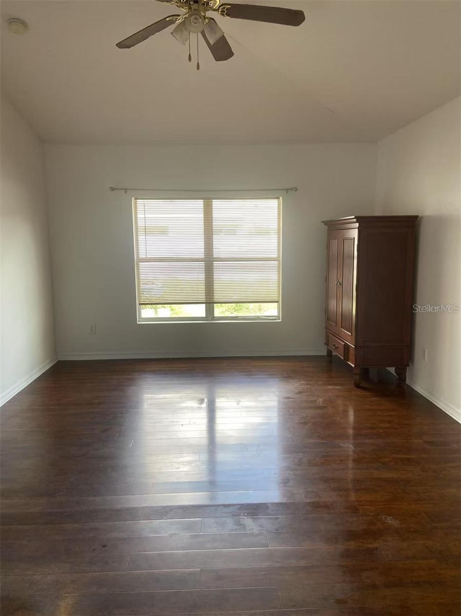 Image 15 of 21 For 10752 Clover Walk Drive