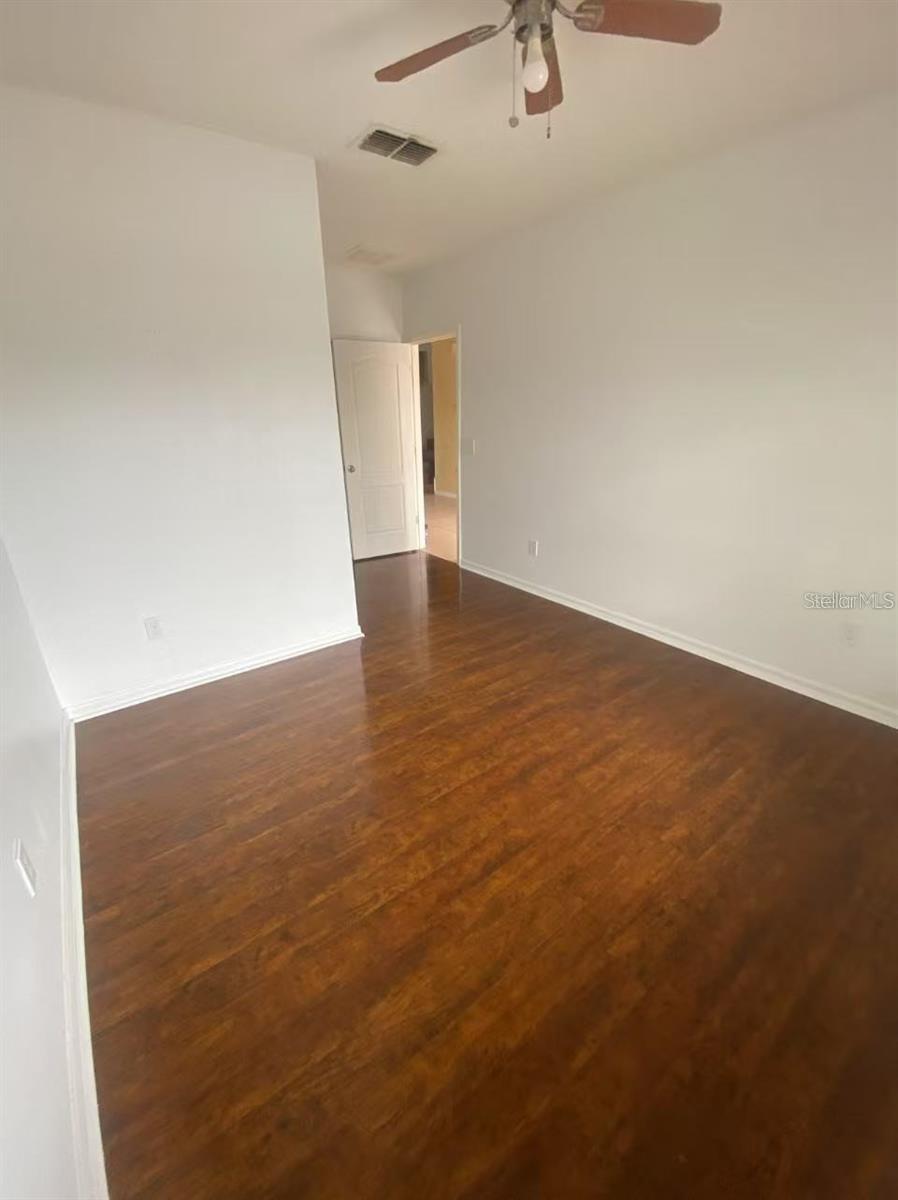 Image 19 of 21 For 10752 Clover Walk Drive