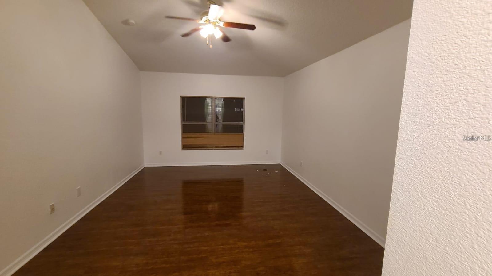 Image 4 of 21 For 10752 Clover Walk Drive