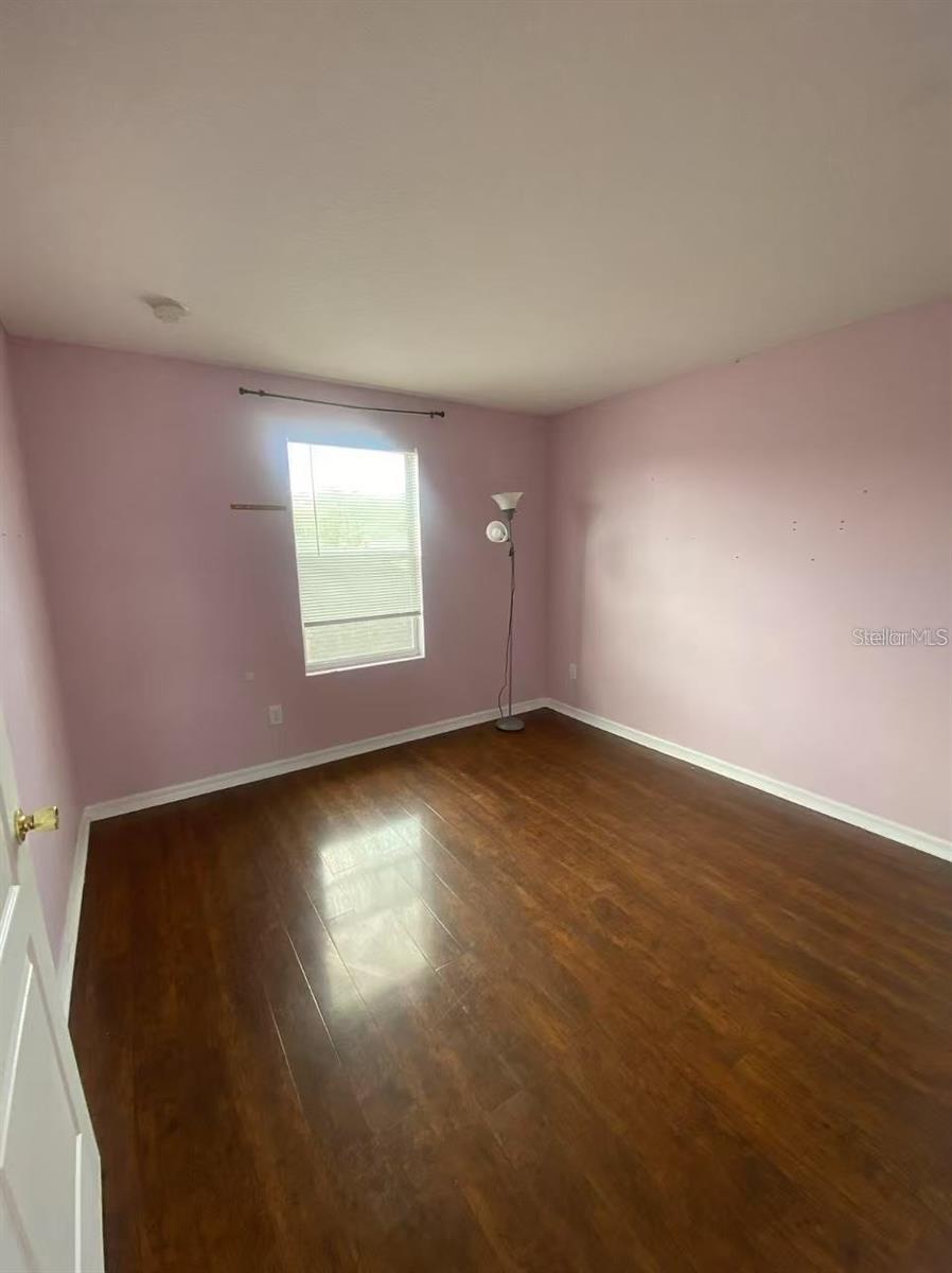 Image 9 of 21 For 10752 Clover Walk Drive