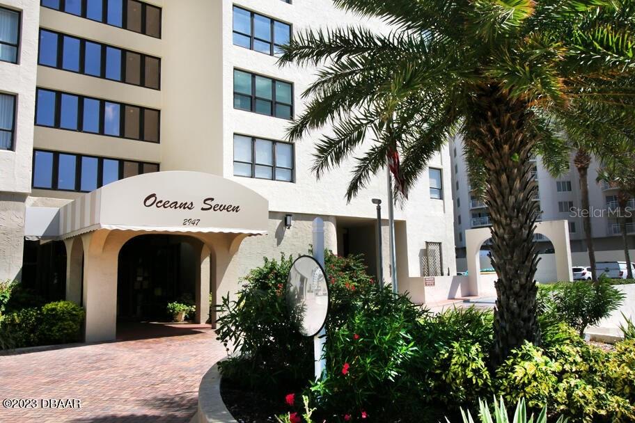 Image 2 of 47 For 2947 Atlantic Avenue 606