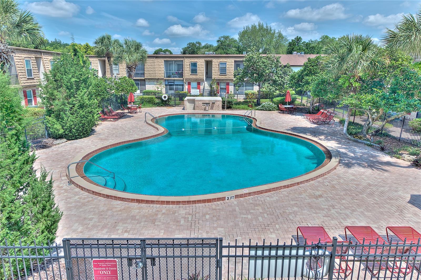 Image 39 of 52 For 200 Saint Andrews Boulevard 705