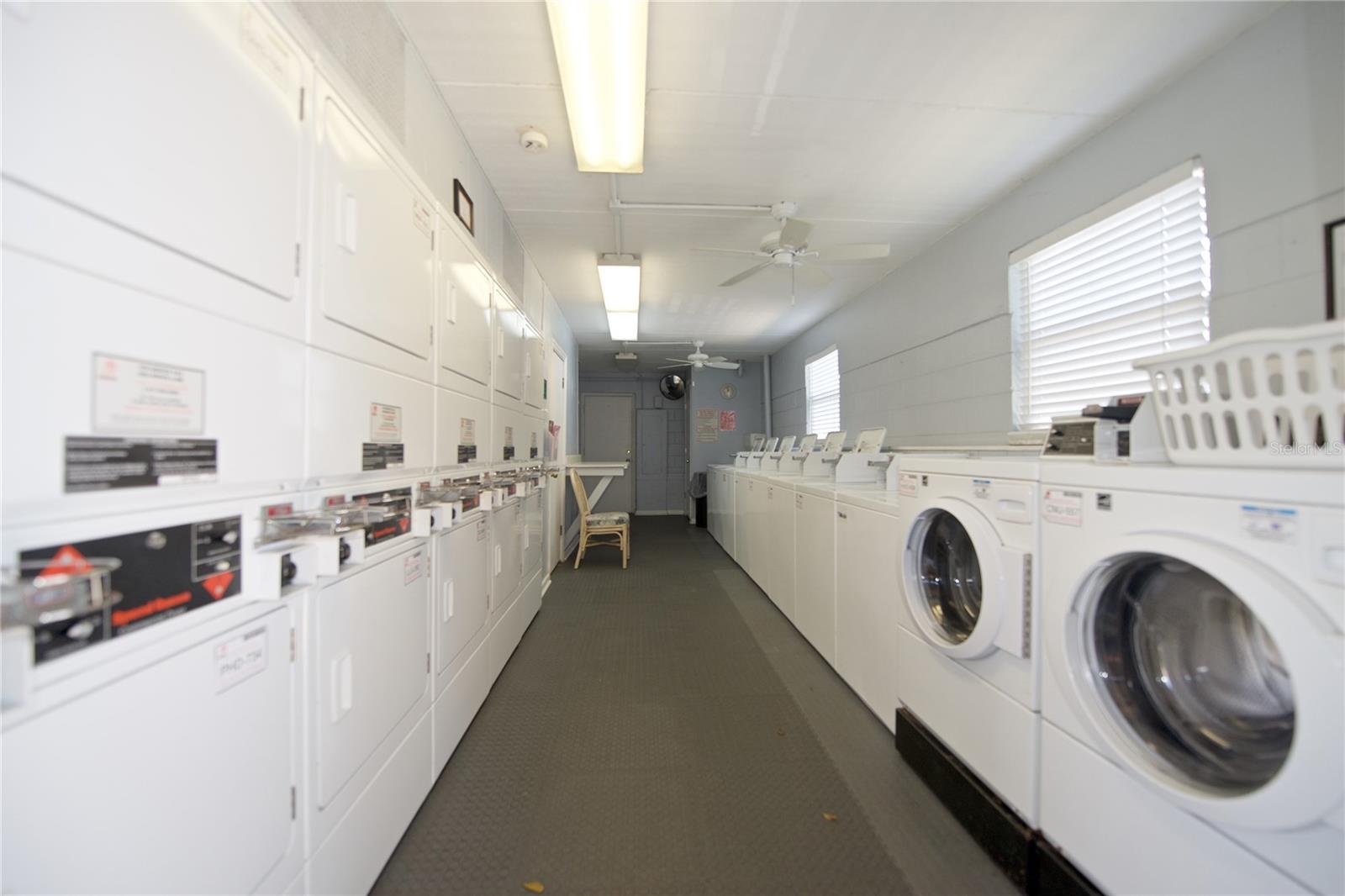 Image 40 of 52 For 200 Saint Andrews Boulevard 705