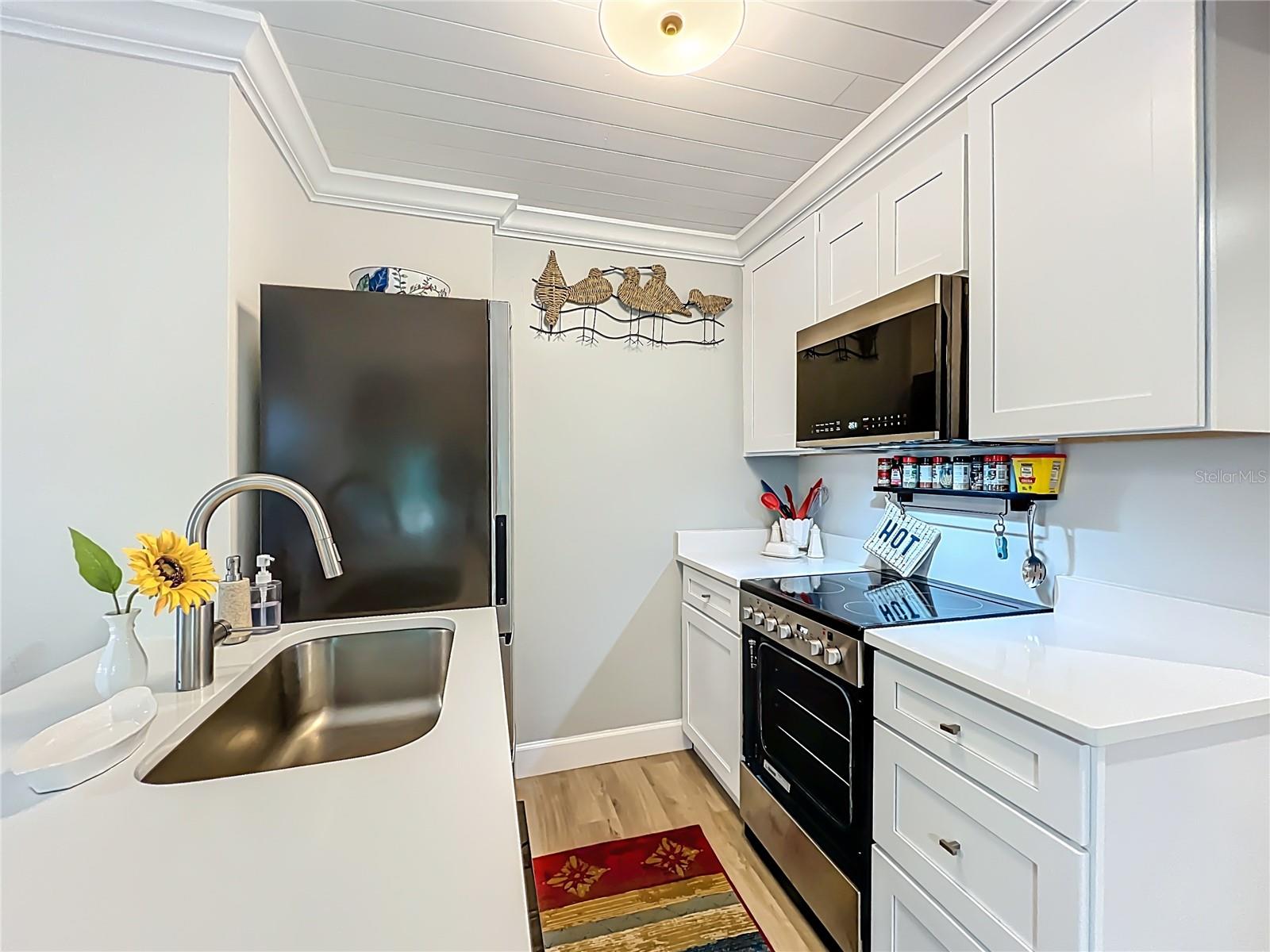 Image 5 of 52 For 200 Saint Andrews Boulevard 705