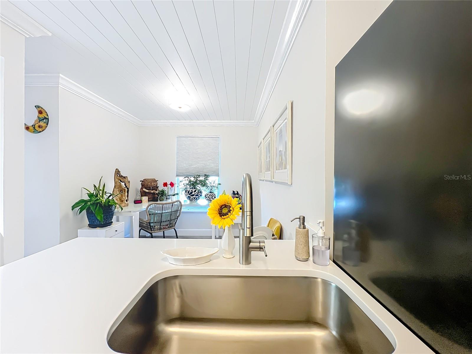 Image 8 of 52 For 200 Saint Andrews Boulevard 705