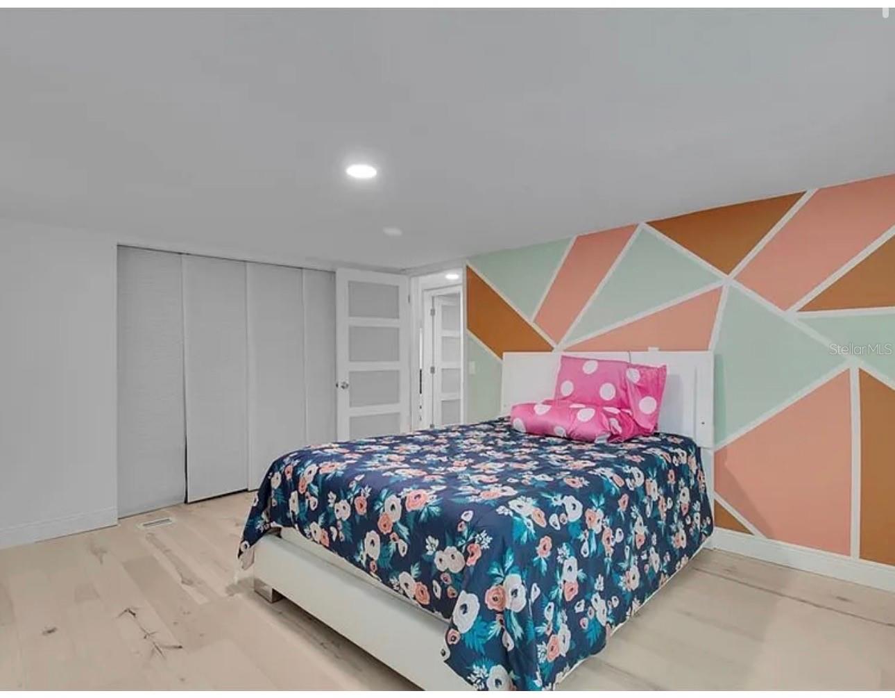 Image 11 of 21 For 5005 Nova Avenue