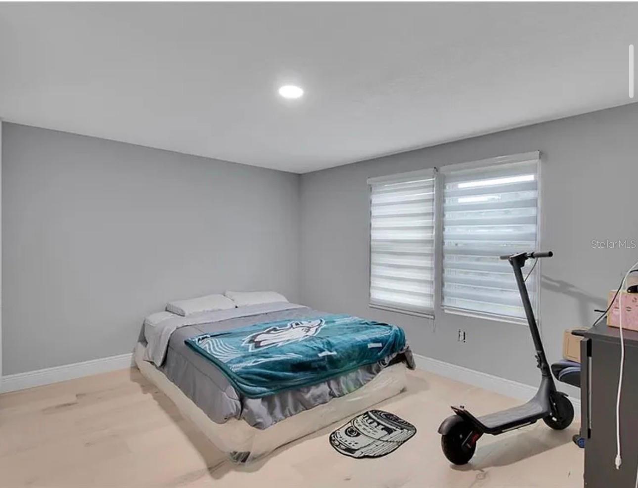 Image 13 of 21 For 5005 Nova Avenue