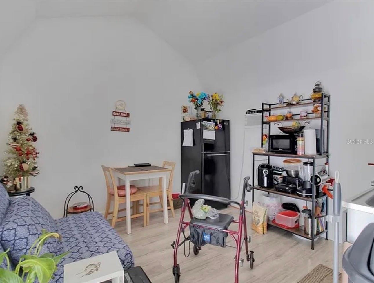 Image 15 of 21 For 5005 Nova Avenue