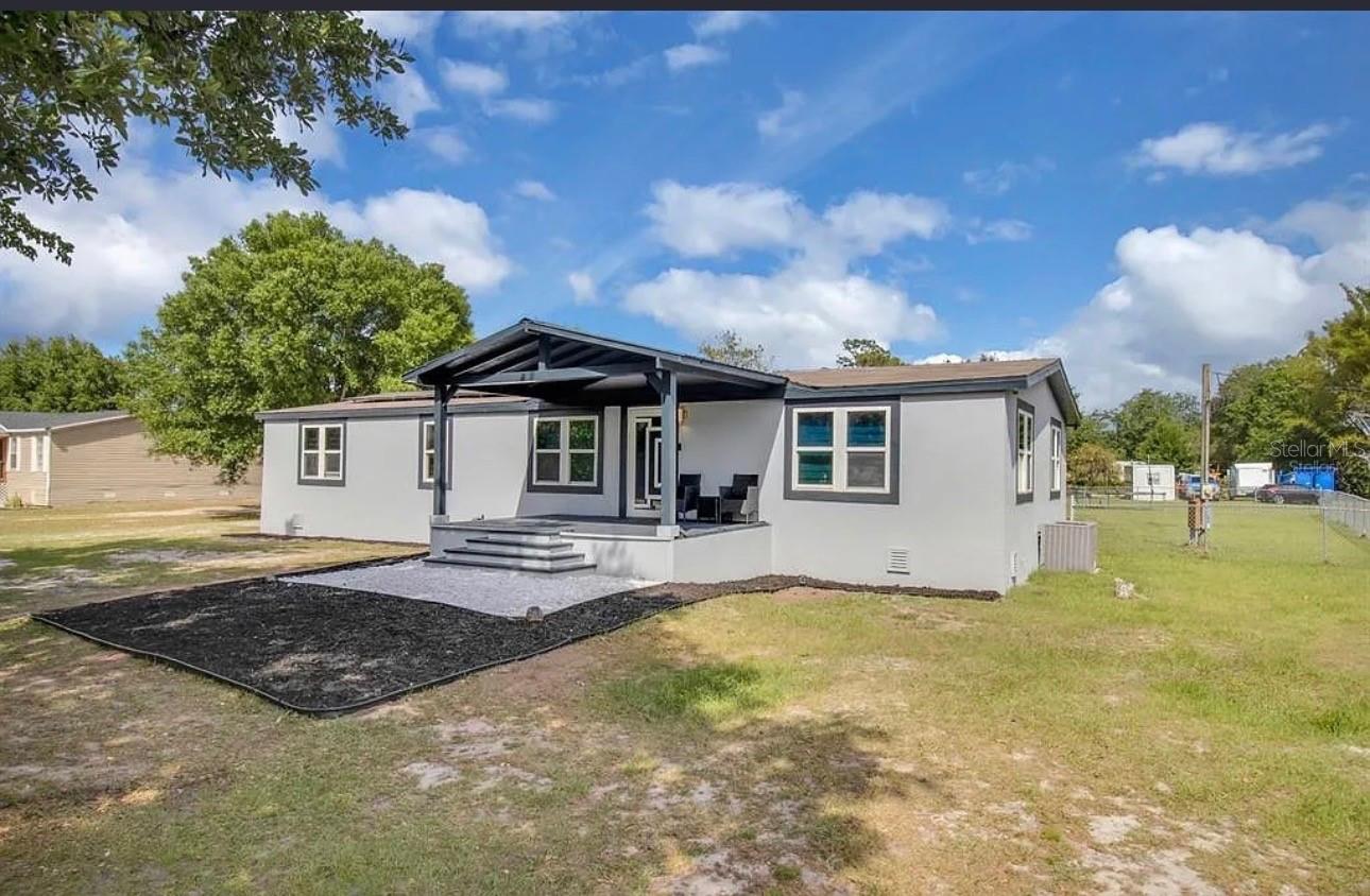 Image 2 of 21 For 5005 Nova Avenue