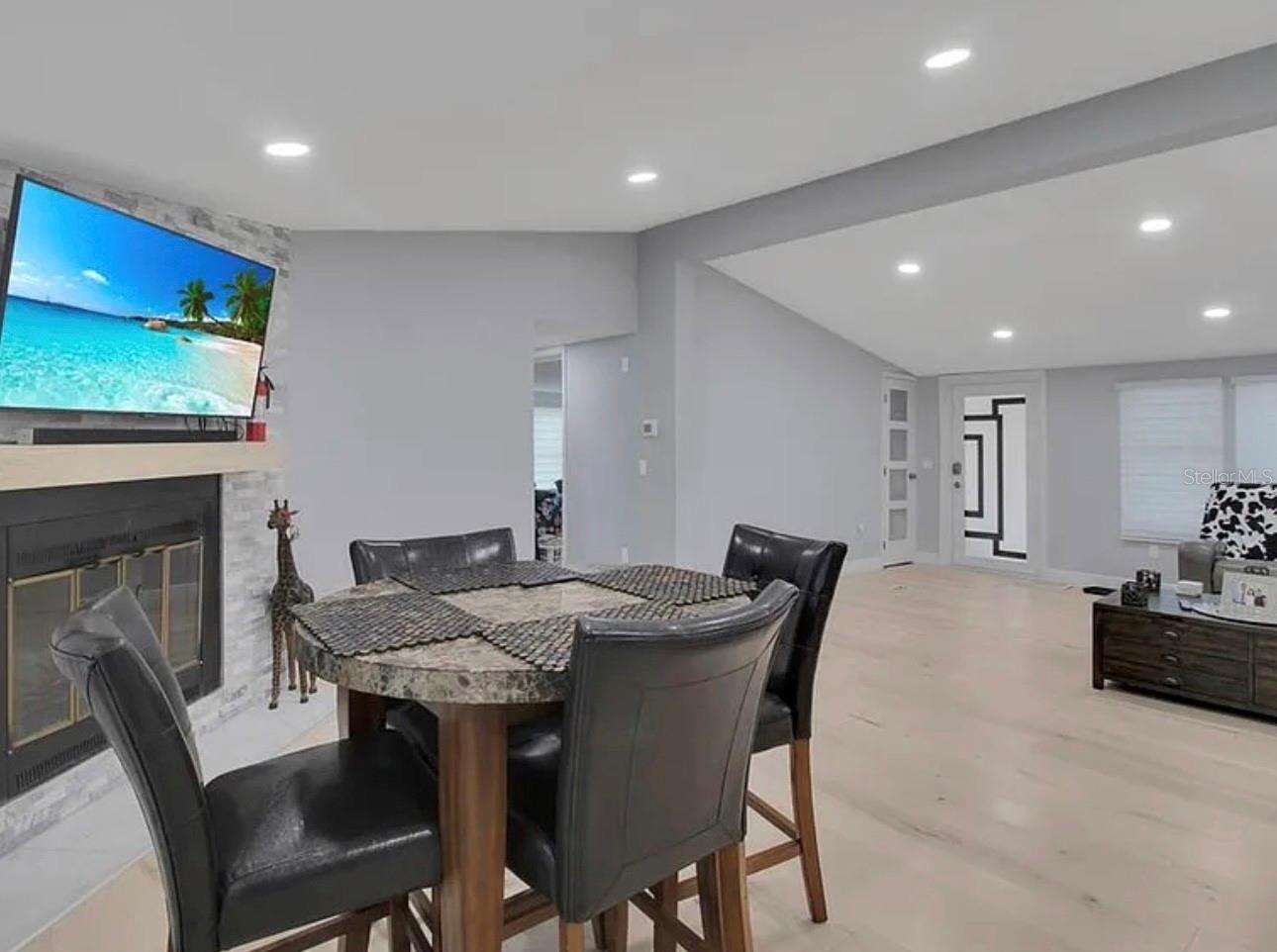 Image 5 of 21 For 5005 Nova Avenue