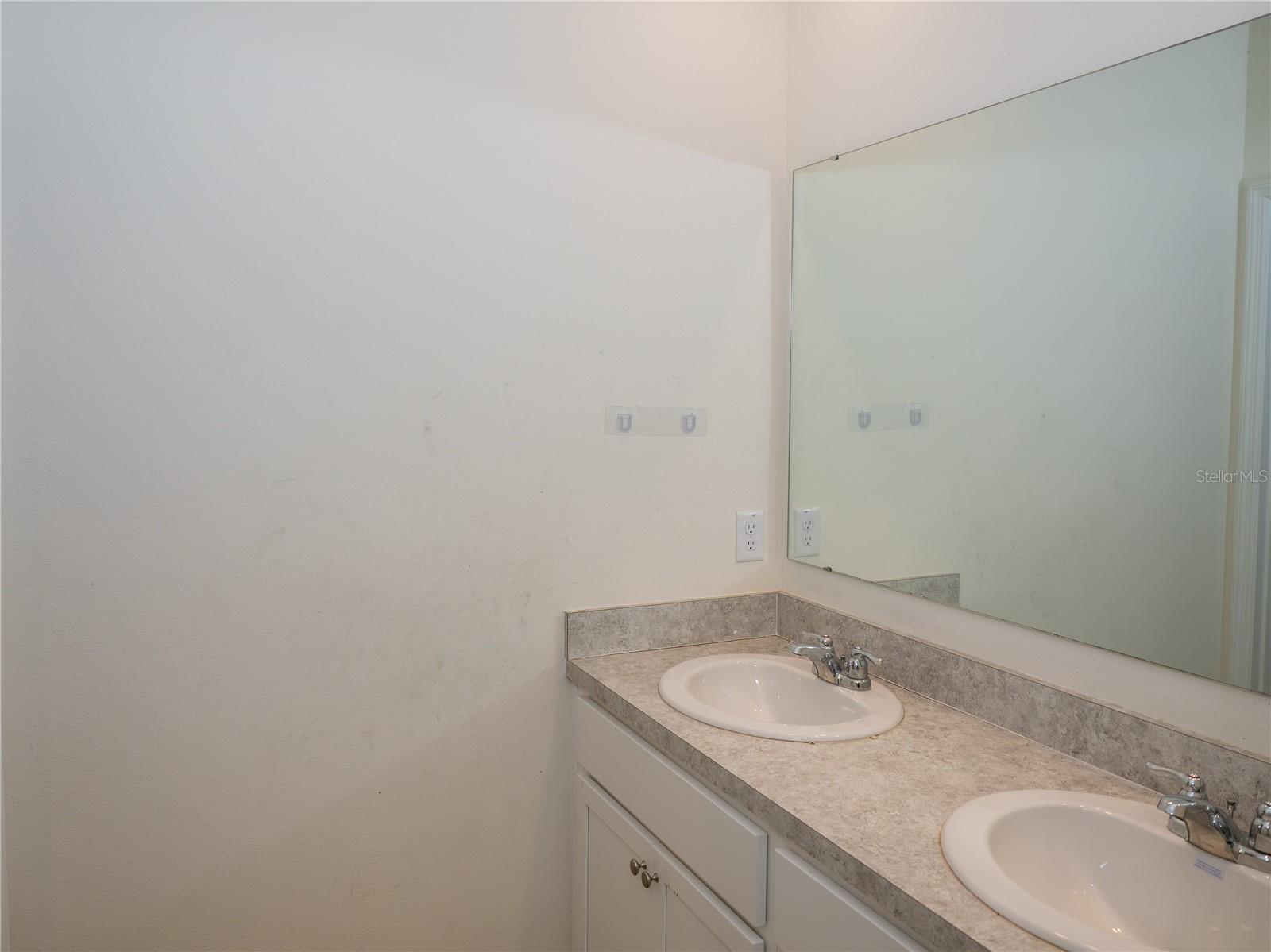 Image 25 of 48 For 41 Dorset Drive