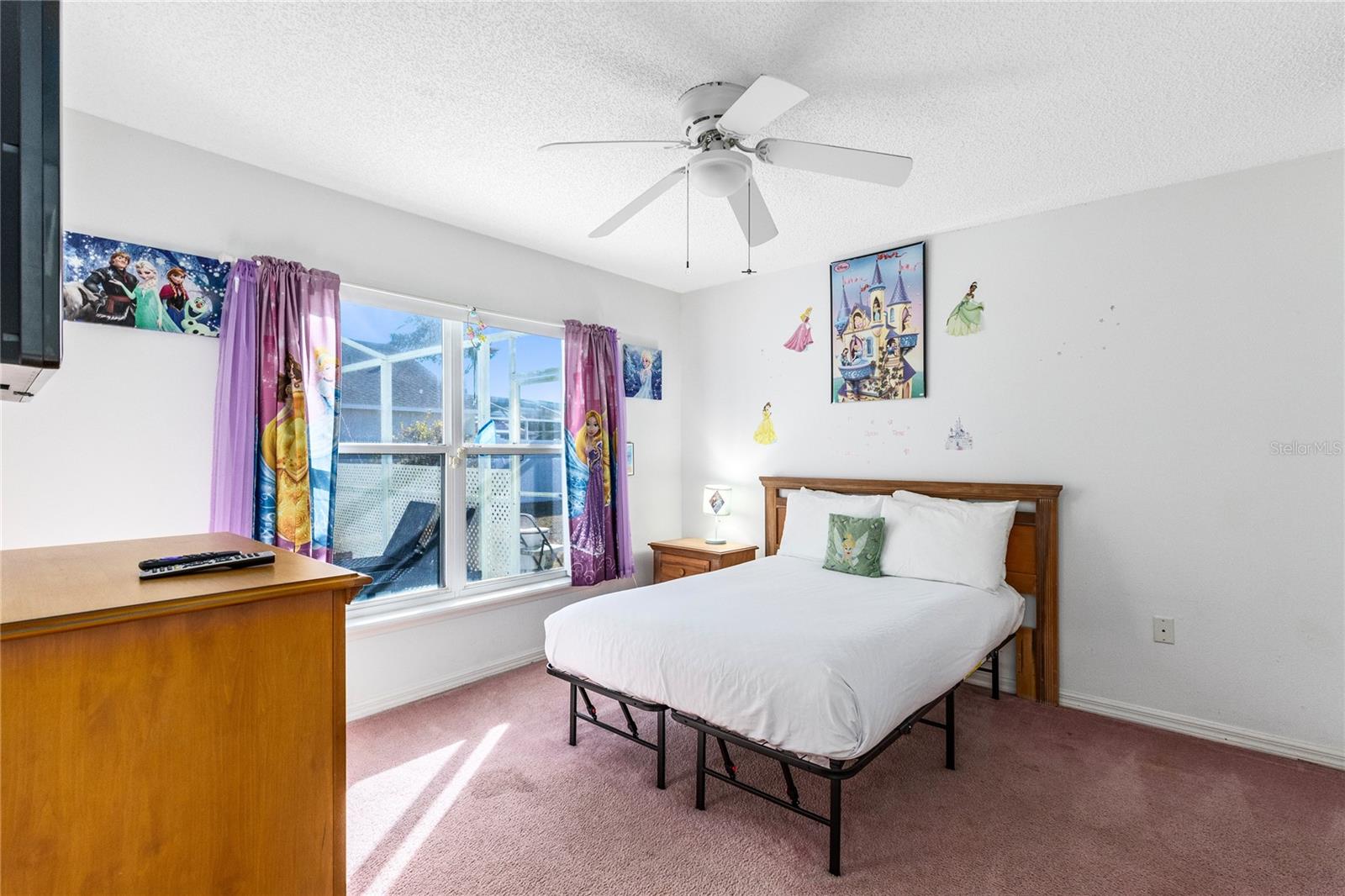 Image 14 of 30 For 17546 Silver Creek Court