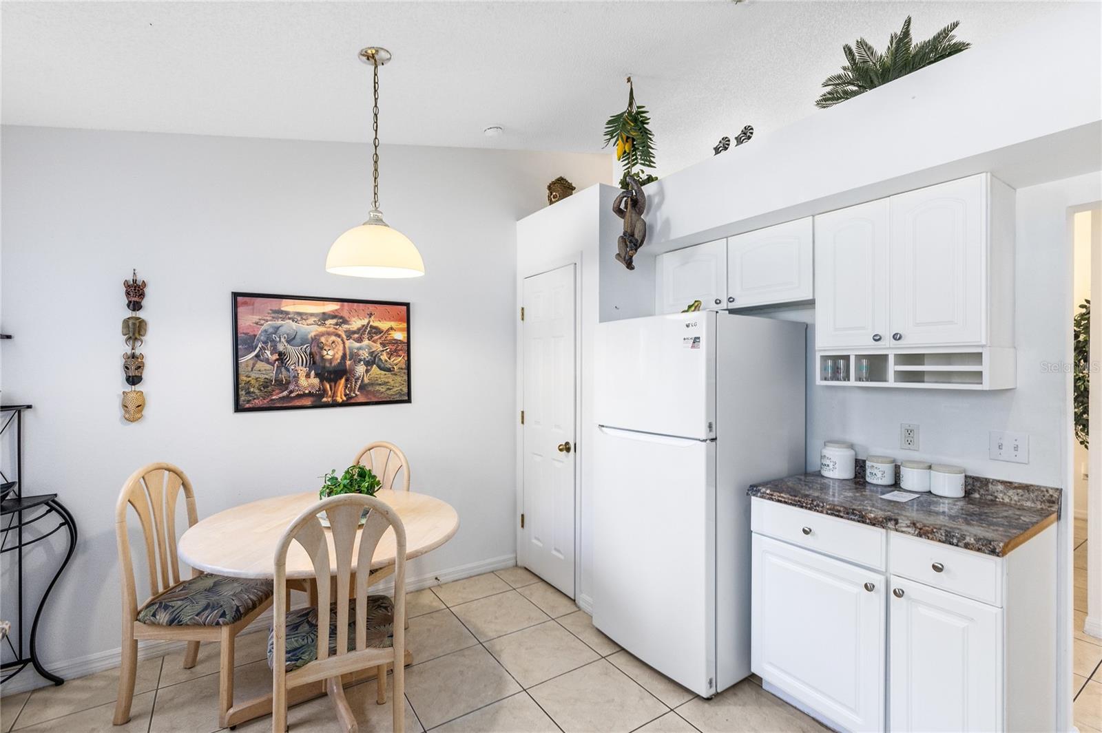 Image 5 of 30 For 17546 Silver Creek Court