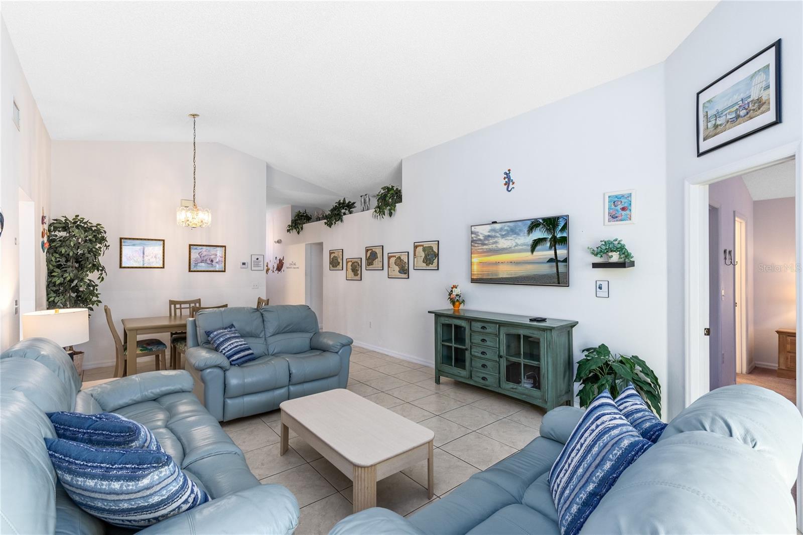 Image 9 of 30 For 17546 Silver Creek Court