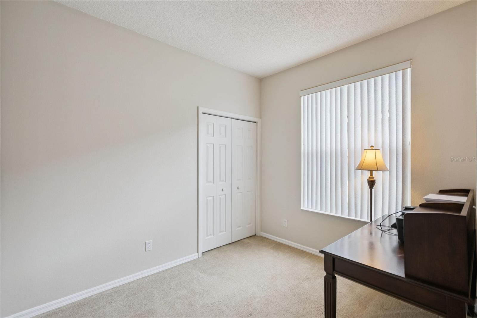 Image 36 of 59 For 981 Lake Claire Circle