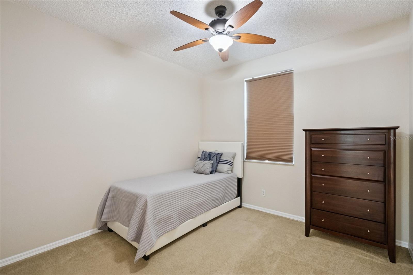 Image 39 of 59 For 981 Lake Claire Circle