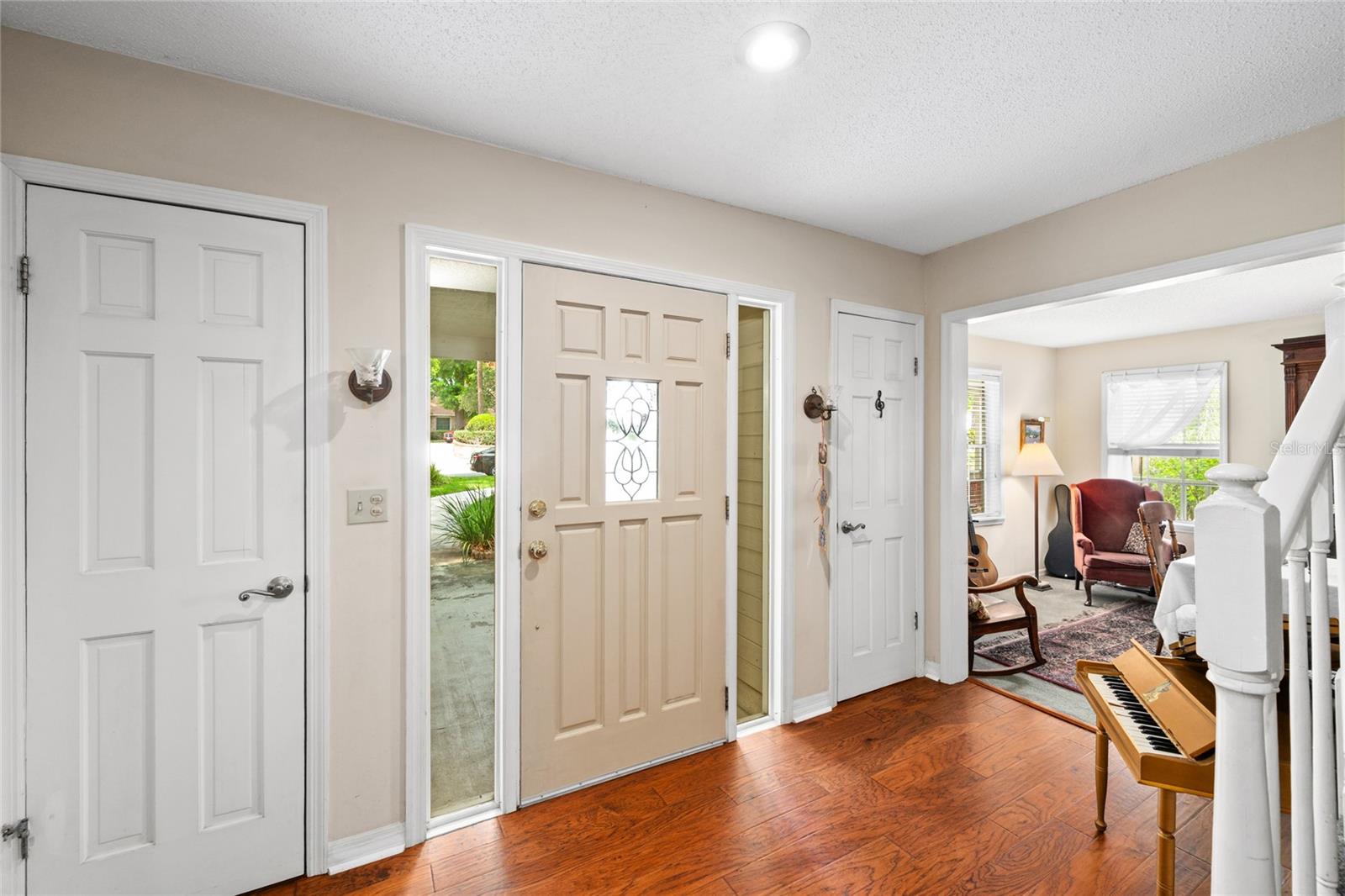 Image 17 of 45 For 2132 Palm Vista Drive