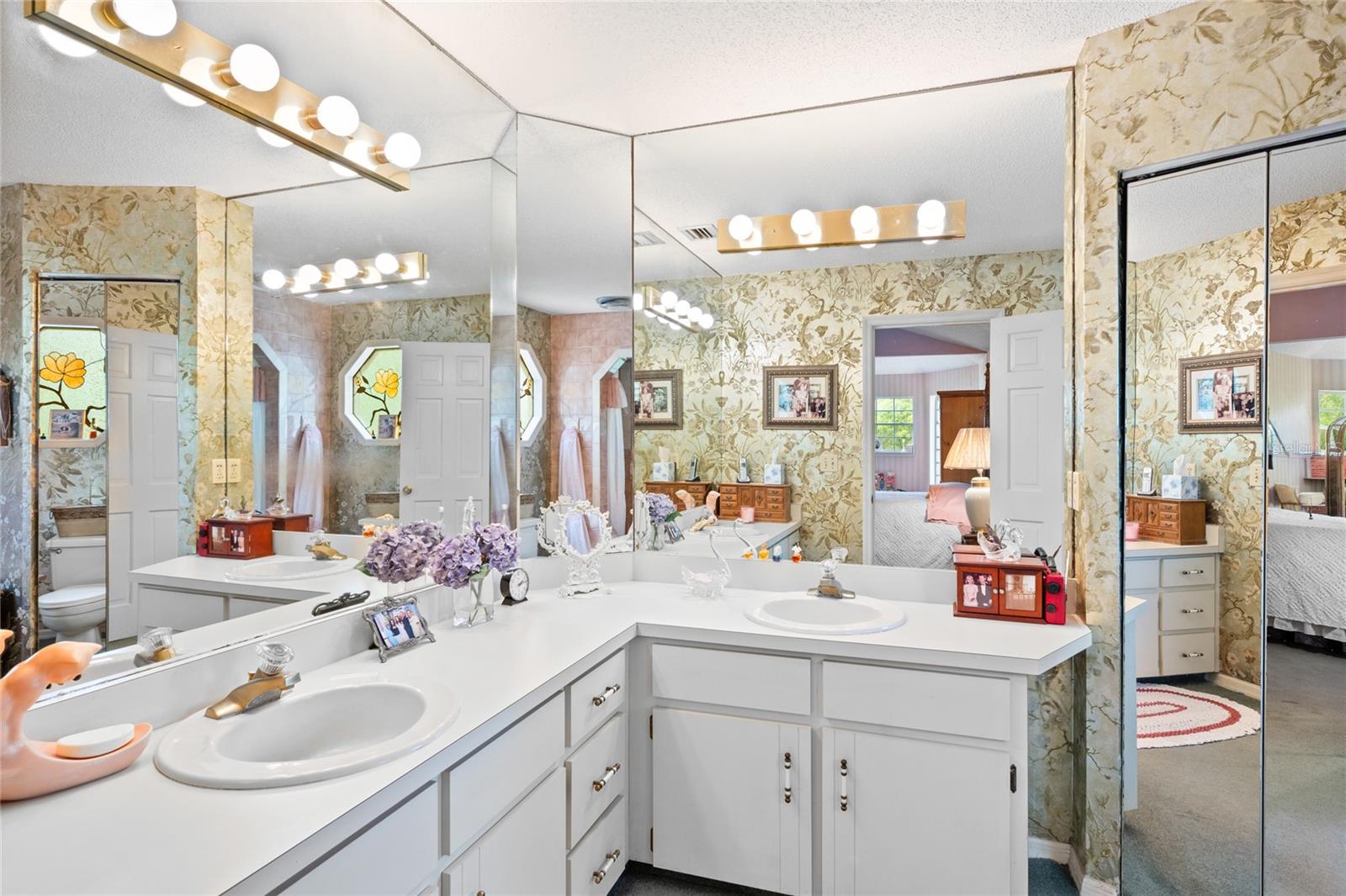 Image 22 of 45 For 2132 Palm Vista Drive