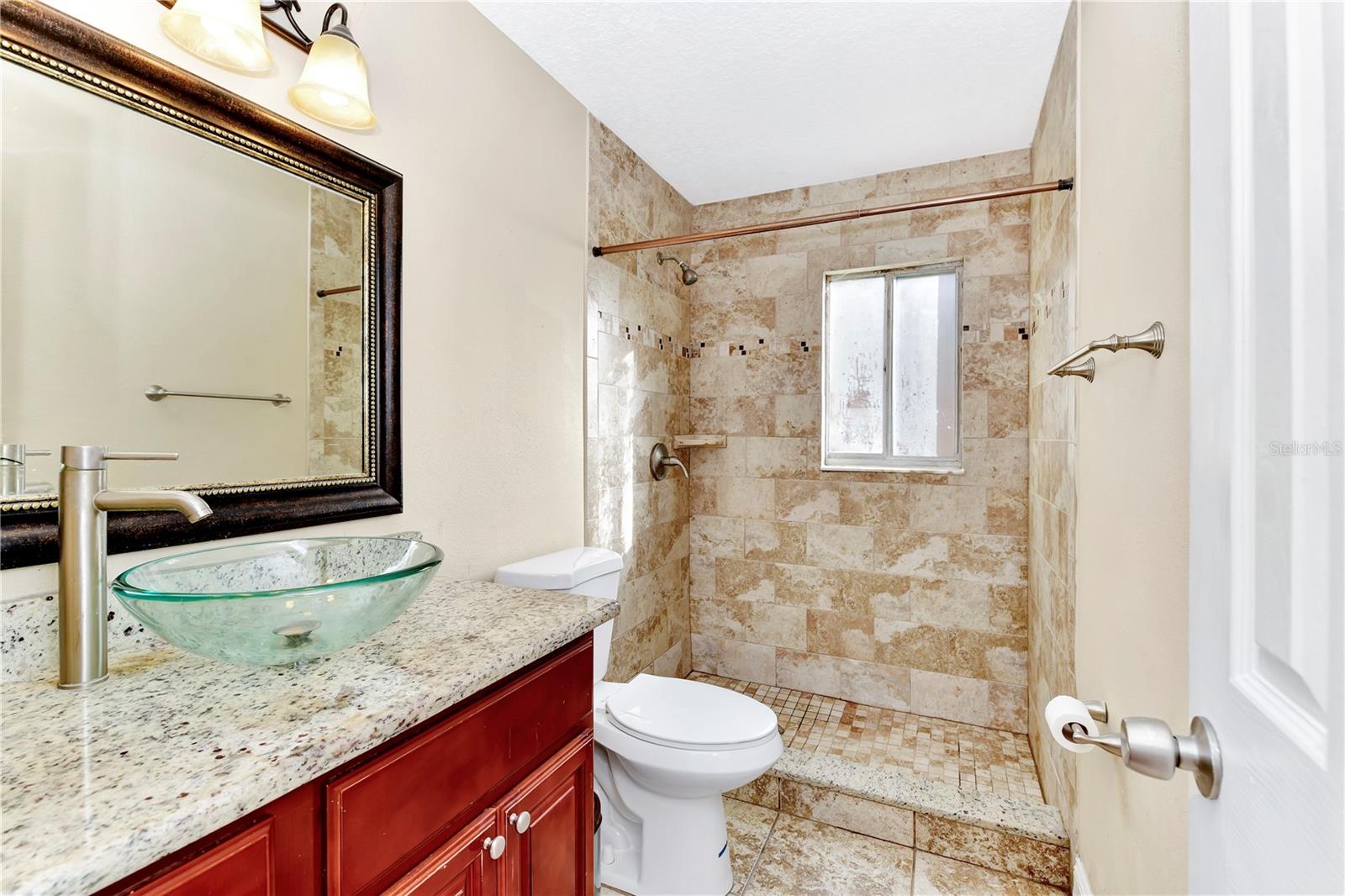 Image 5 of 8 For 11310 Aries Dr