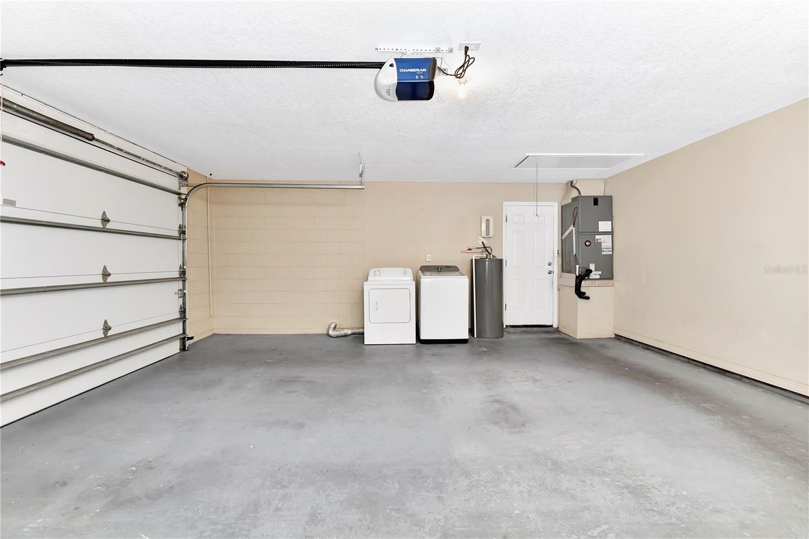 Image 6 of 8 For 11310 Aries Dr