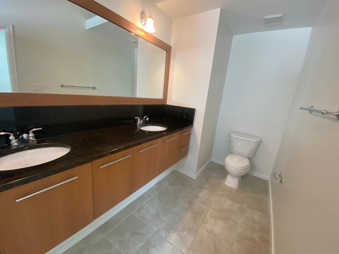 Image 16 of 29 For 350 Osceola Avenue 3