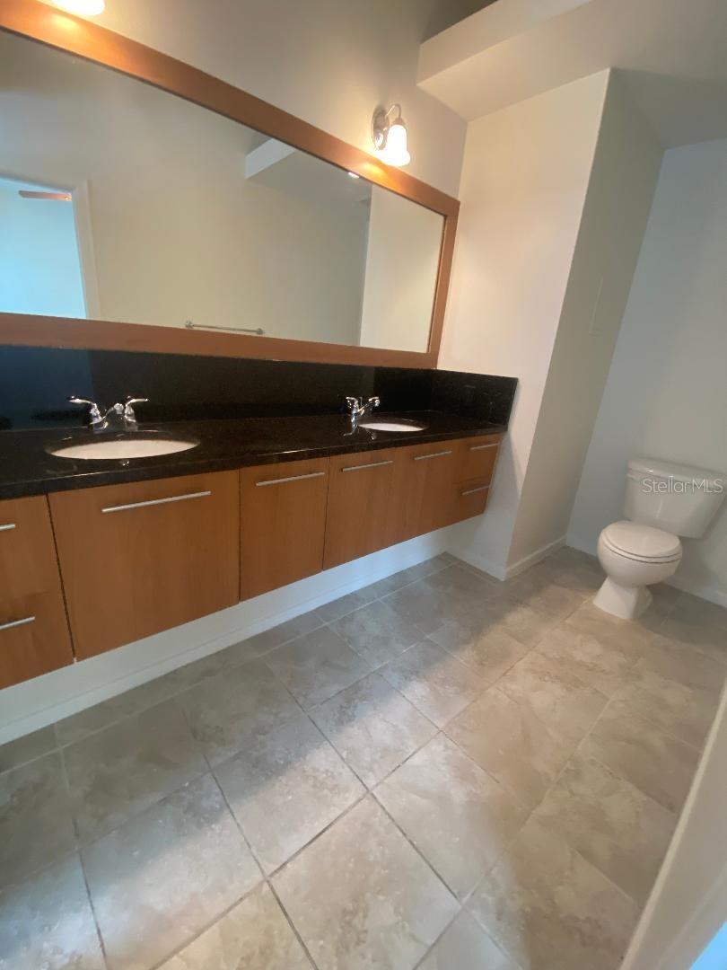 Image 19 of 29 For 350 Osceola Avenue 3