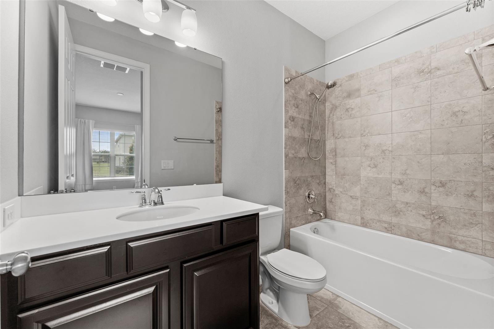 Image 31 of 52 For 3439 Buoy Circle