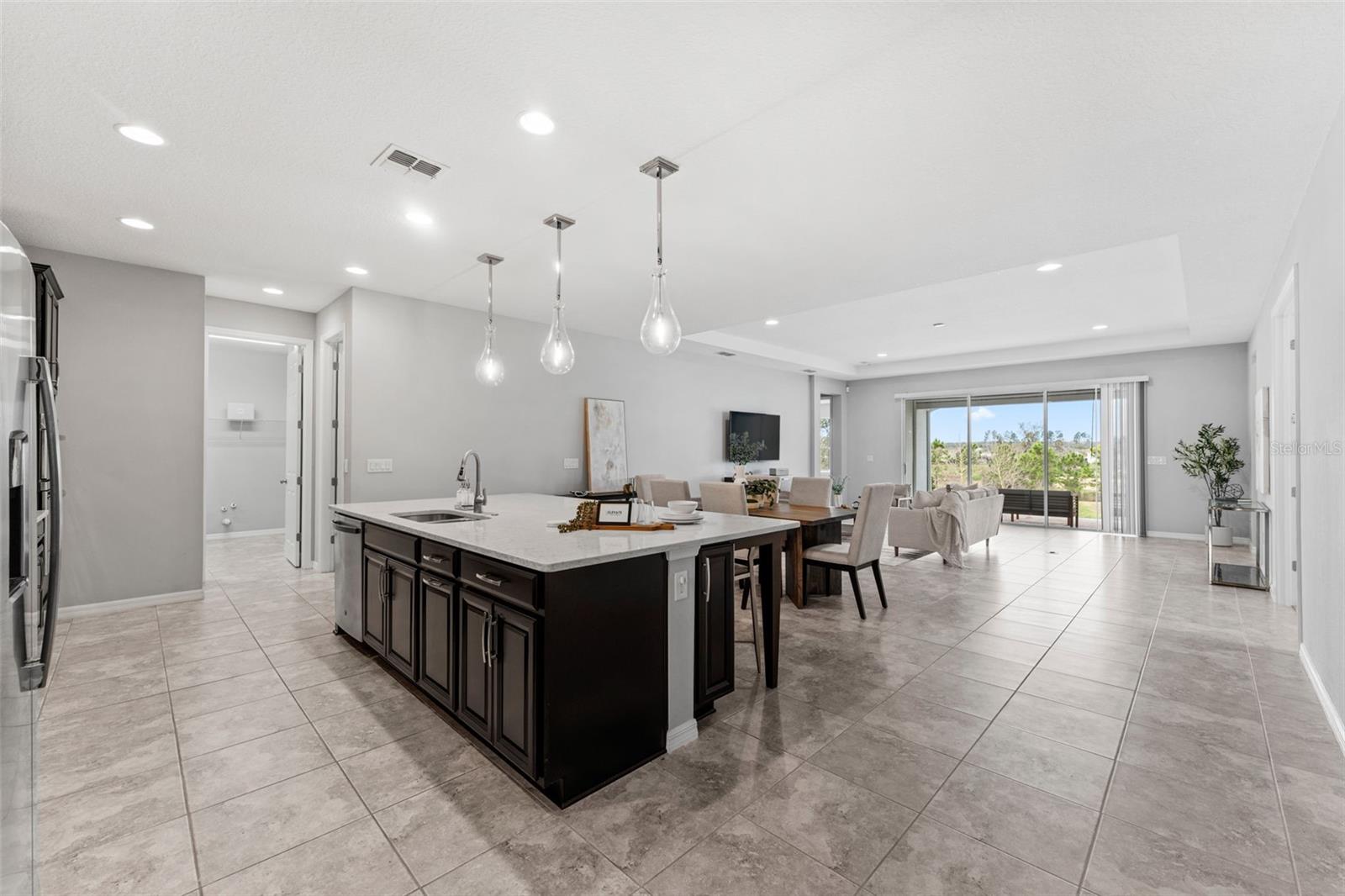 Image 6 of 52 For 3439 Buoy Circle