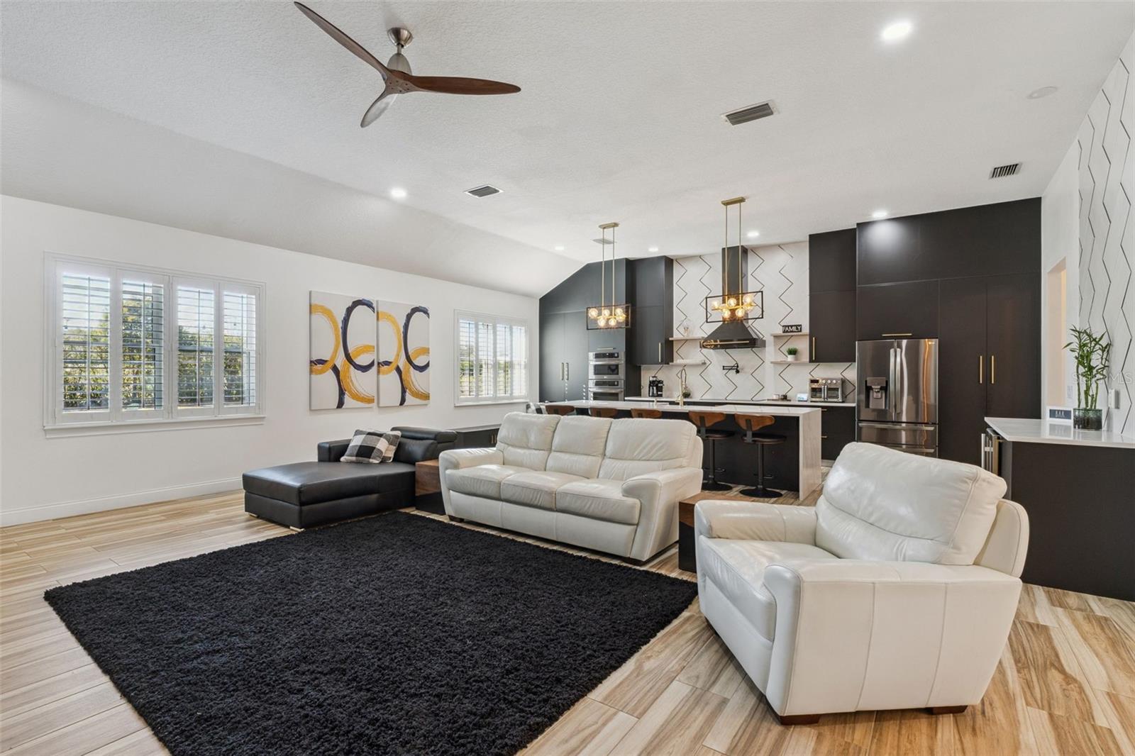 Image 14 of 52 For 32345 Wolfs Trail