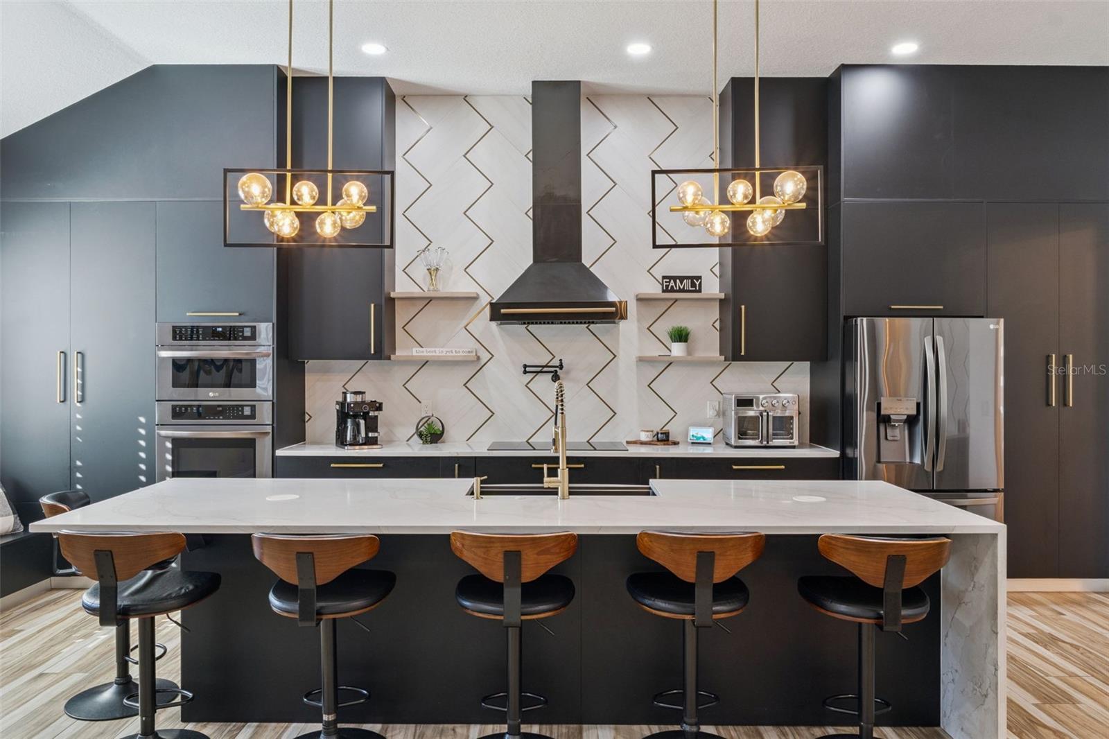 Image 15 of 52 For 32345 Wolfs Trail