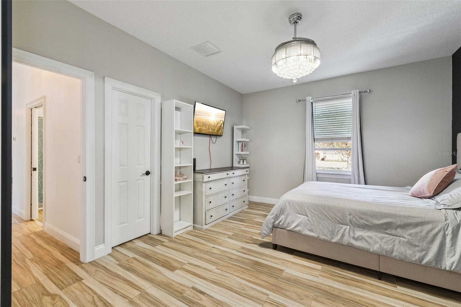 Image 29 of 52 For 32345 Wolfs Trail