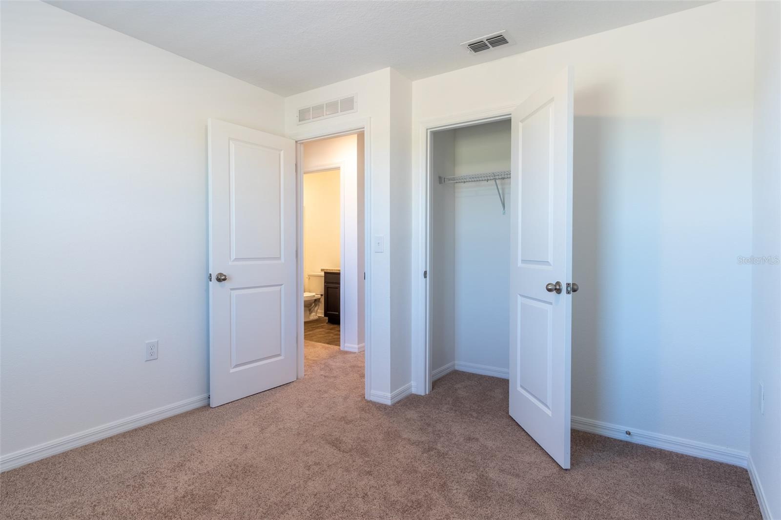 Image 19 of 27 For 394 Madison Drive