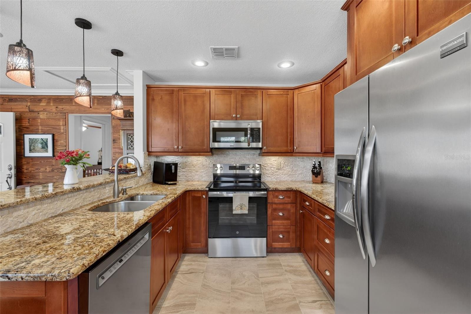 Image 15 of 48 For 1326 Georgia Boulevard