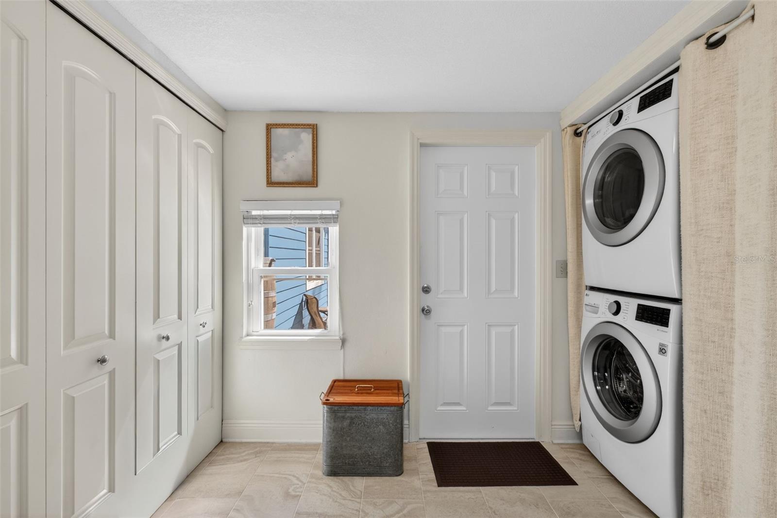 Image 28 of 48 For 1326 Georgia Boulevard