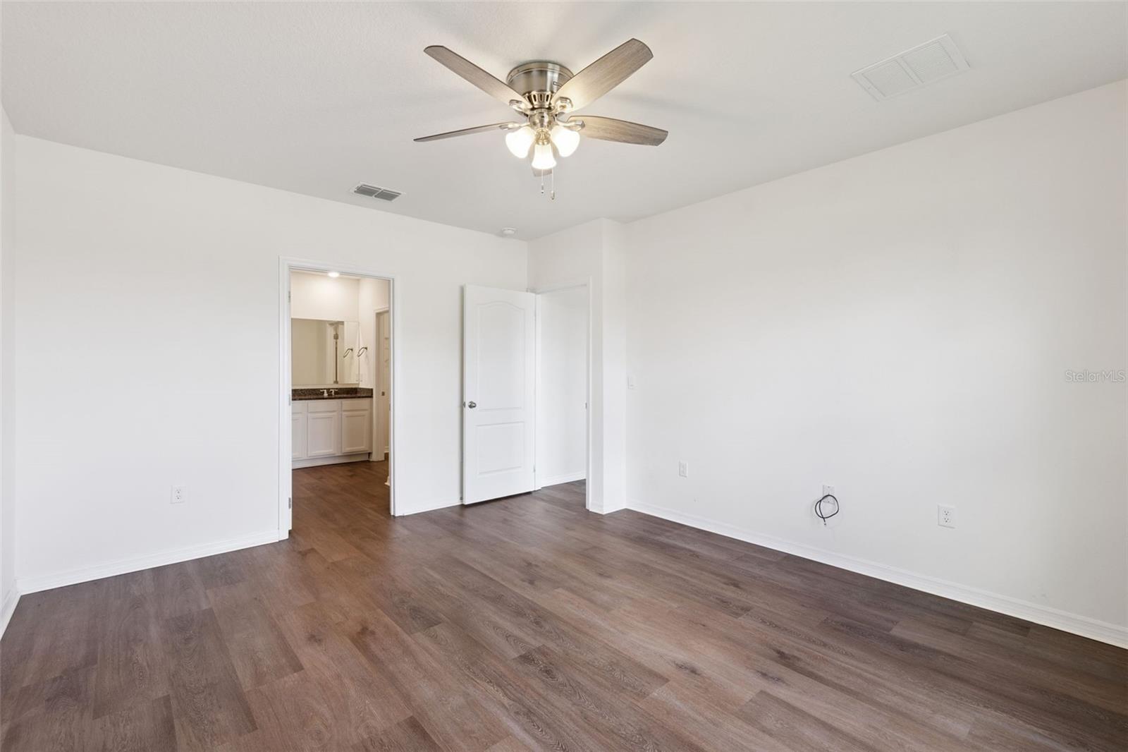 Image 14 of 47 For 4897 Panga Avenue