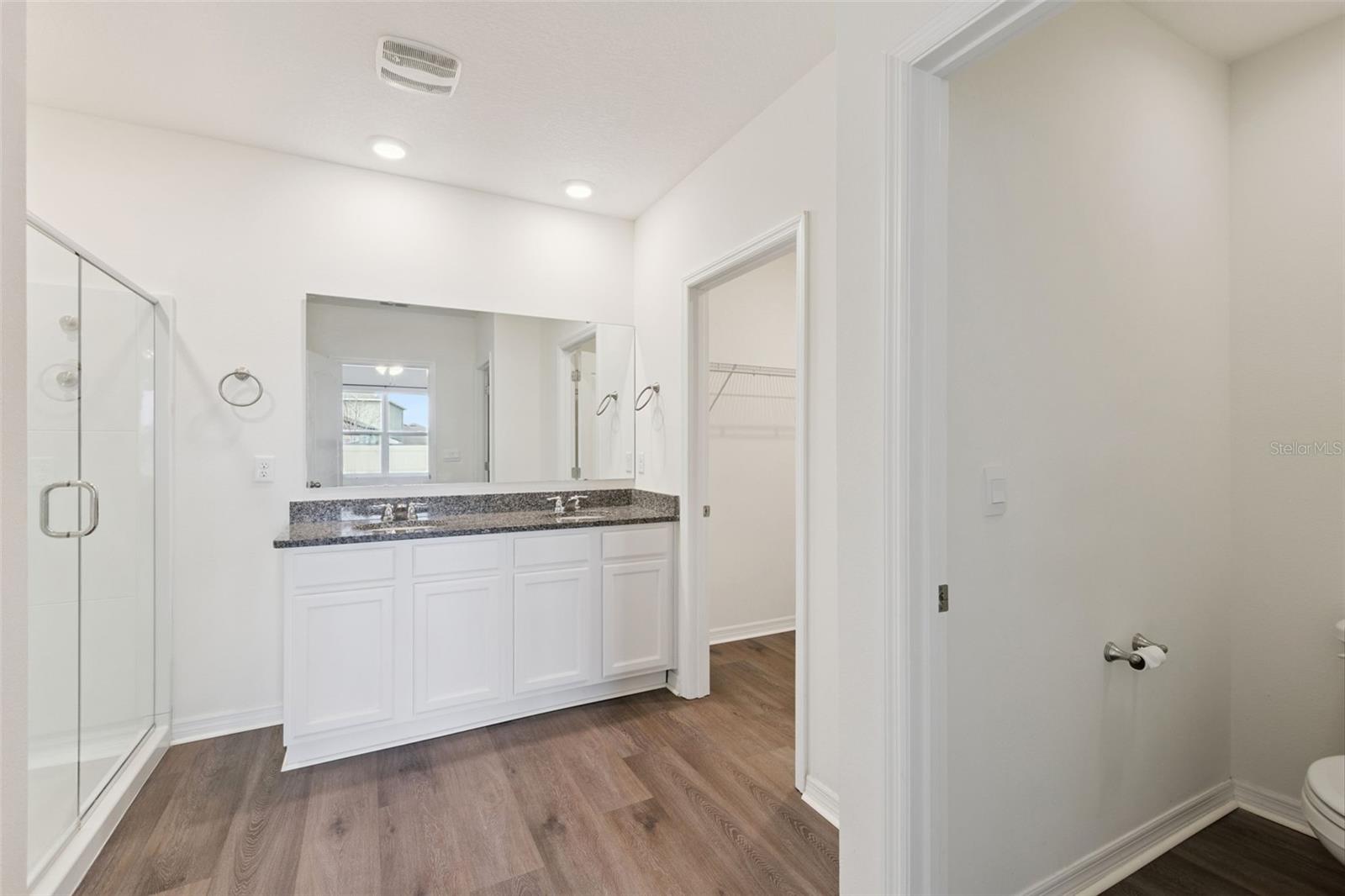 Image 16 of 47 For 4897 Panga Avenue