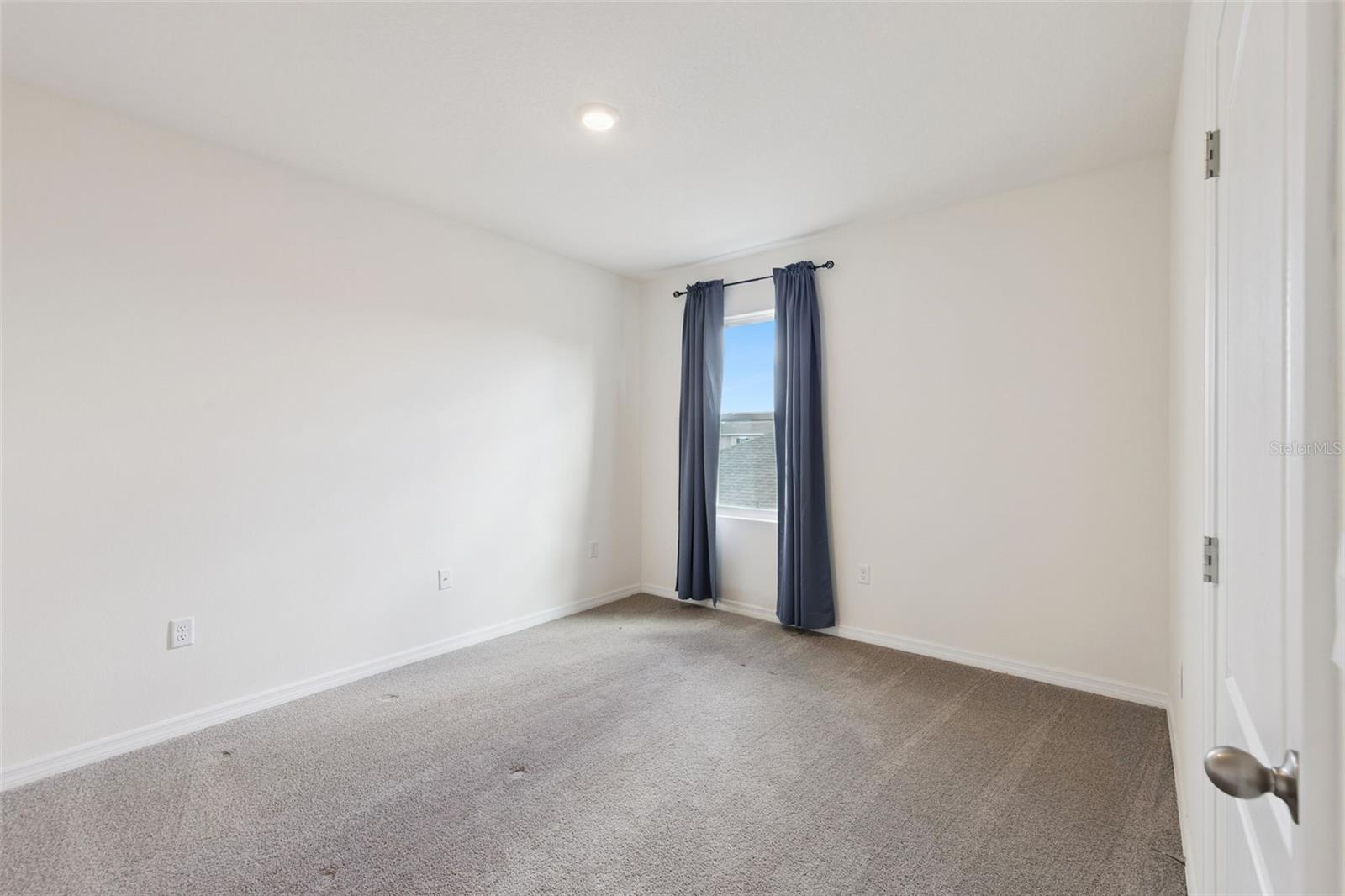 Image 26 of 47 For 4897 Panga Avenue